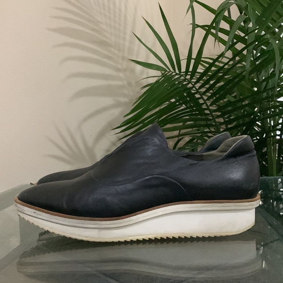 REED KRAKOFF LEATHER BLOCK HEEL LOAFERS - Picture 12 of 13